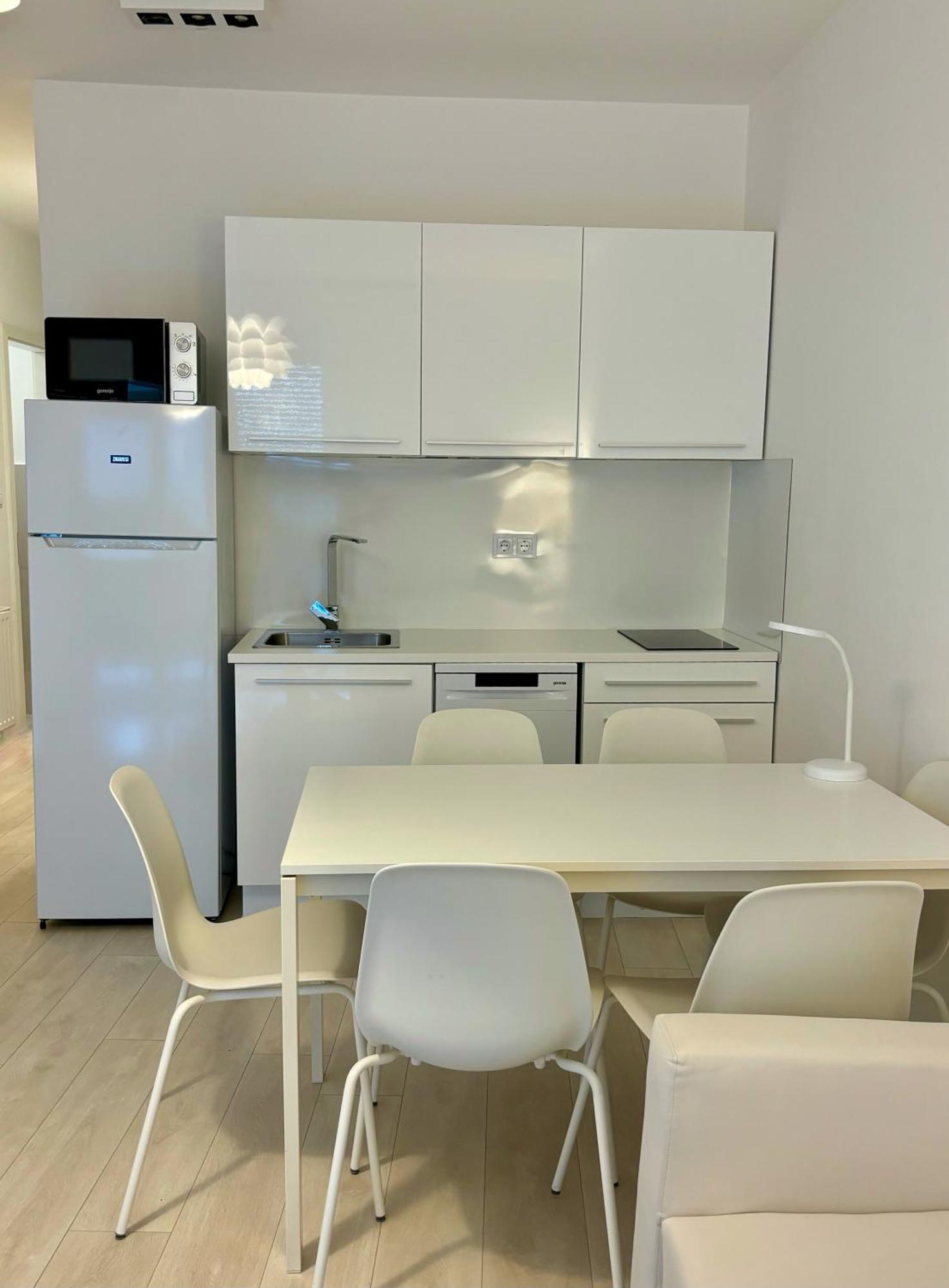 Club218 The Sunset - Wellness Apartment شيوفوك المظهر الخارجي الصورة